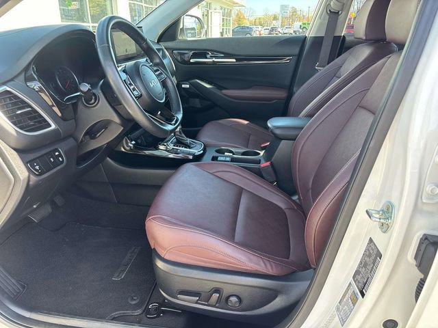 Used 2022 Kia Seltos SX w/ Sunroof Package AWD/4WD image 8