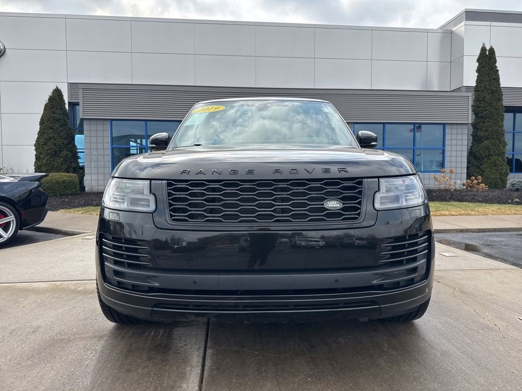 Used 2019 Land Rover Range Rover Long Wheelbase Supercharged image 2