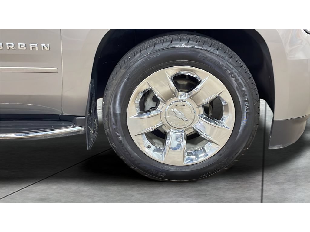 Used 2017 Chevrolet Suburban Premier w/ Max Trailering Package AWD/4WD image 22