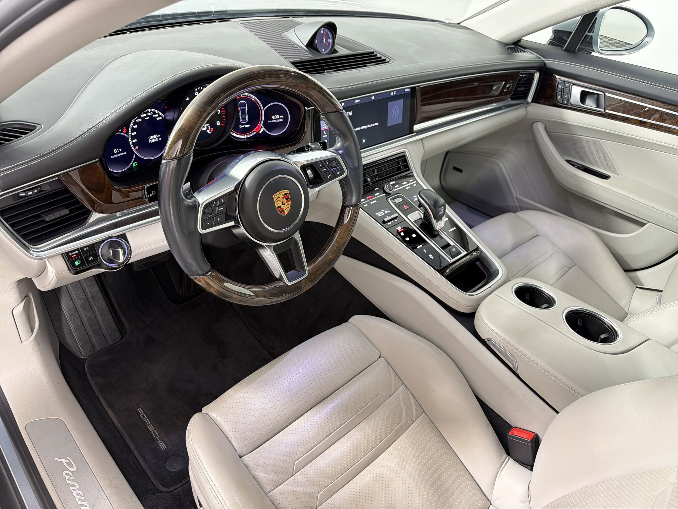 Certified 2018 Porsche Panamera image 4