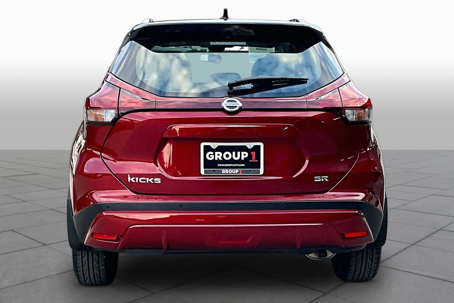 Certified 2021 Nissan Kicks SR w/ SR Premium Package FWD image 5