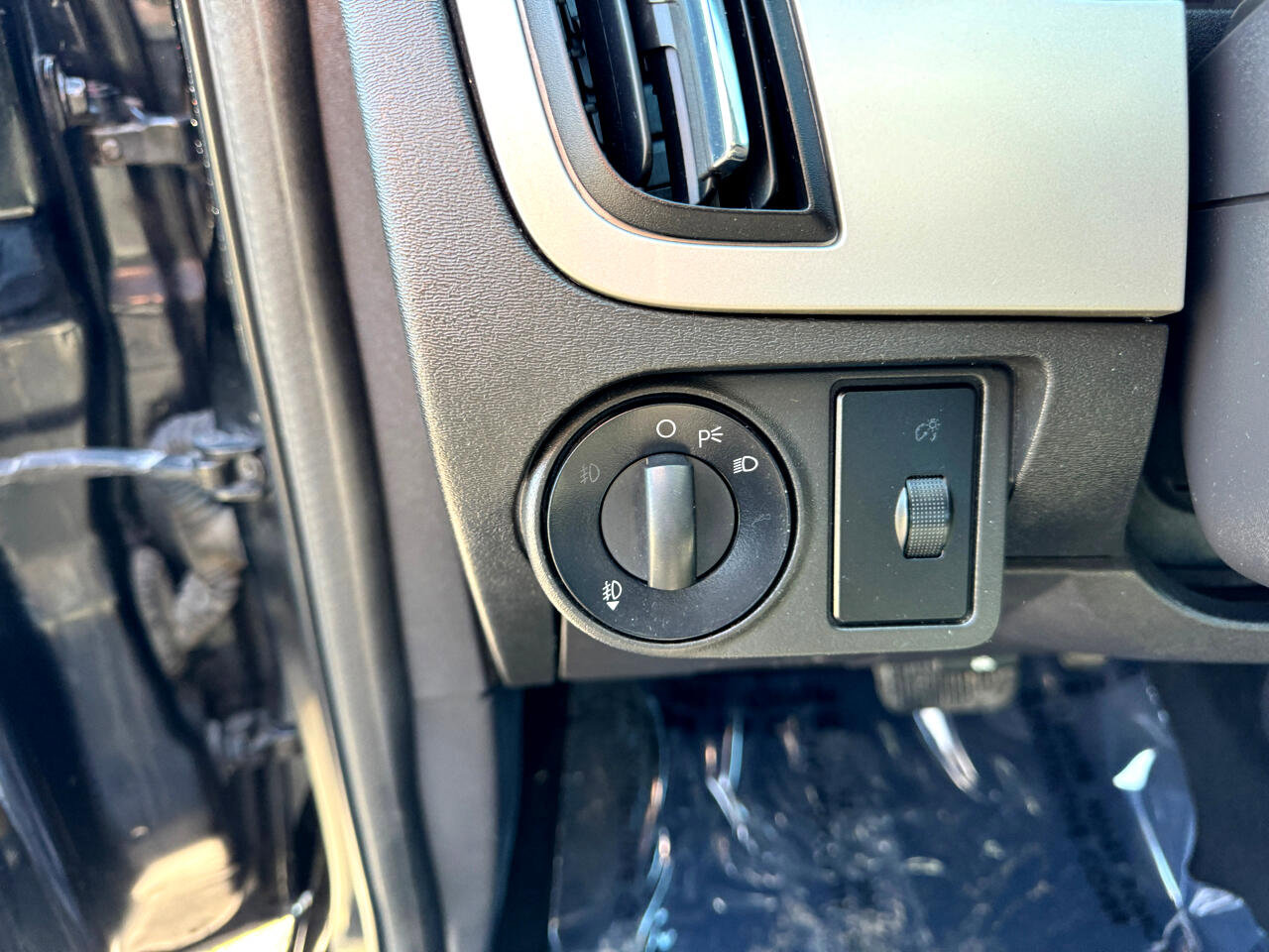 Used 2009 Ford Focus SE image 26