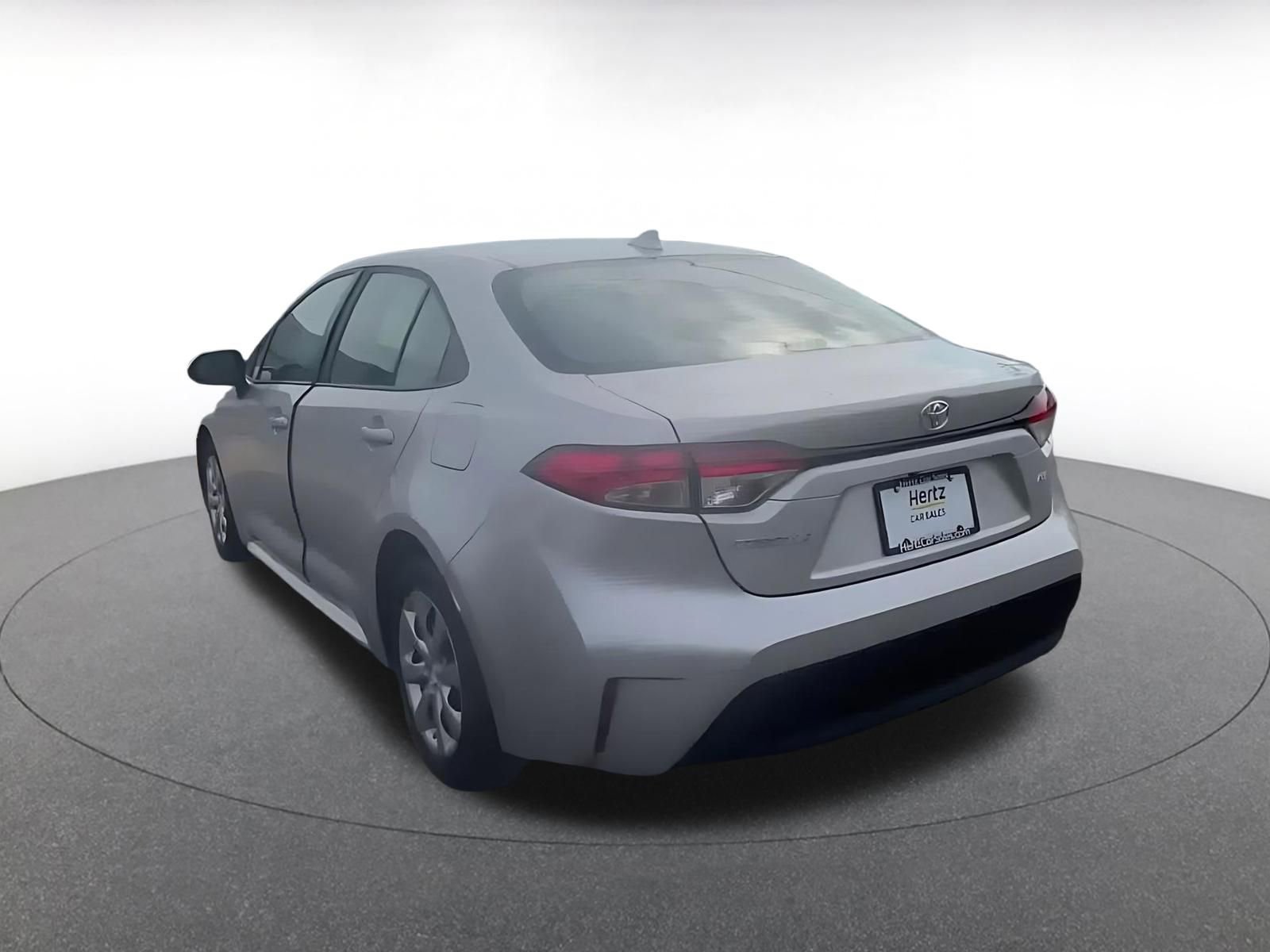 Used 2025 Toyota Corolla LE image 11