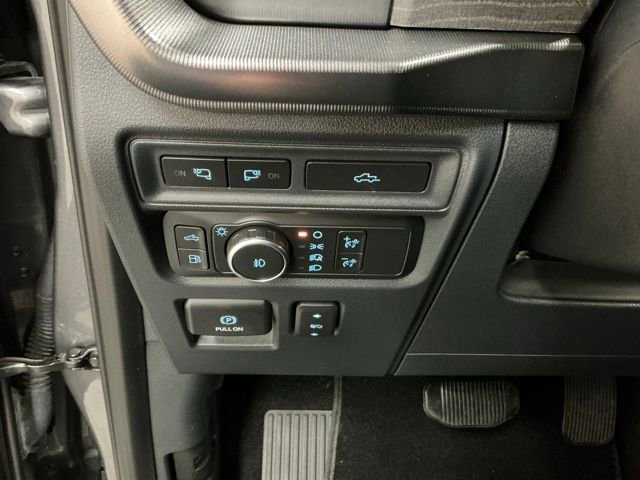 Used 2022 Ford F150 Platinum w/ Equipment Group 701A High image 21