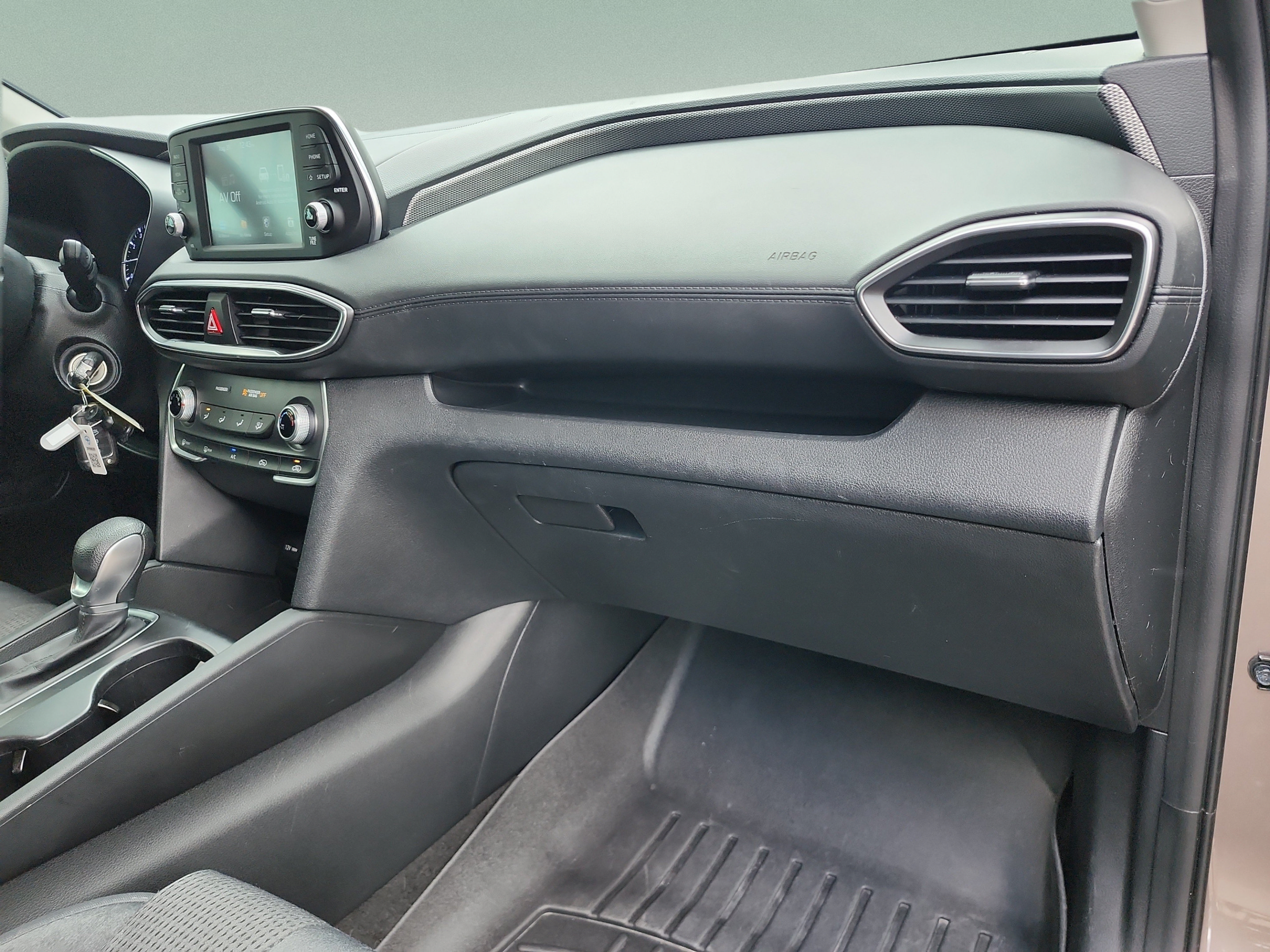 Used 2019 Hyundai Santa Fe SE AWD/4WD image 19