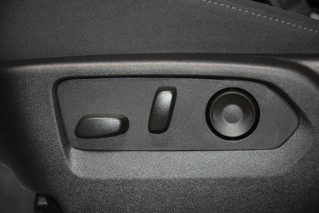 Used 2025 Chevrolet Silverado 2500 LT image 45