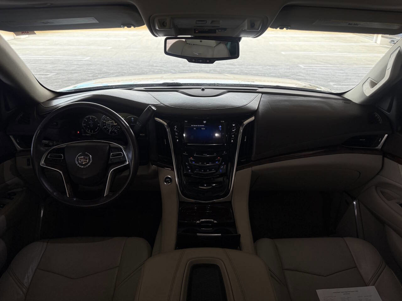 Used 2015 Cadillac Escalade Luxury AWD/4WD image 21