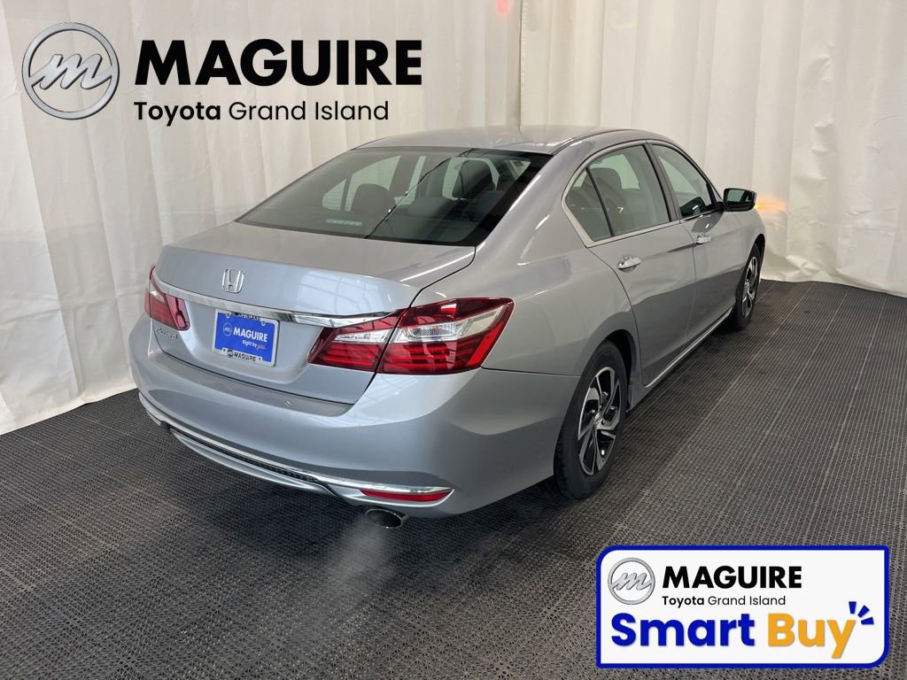 Used 2017 Honda Accord LX image 34