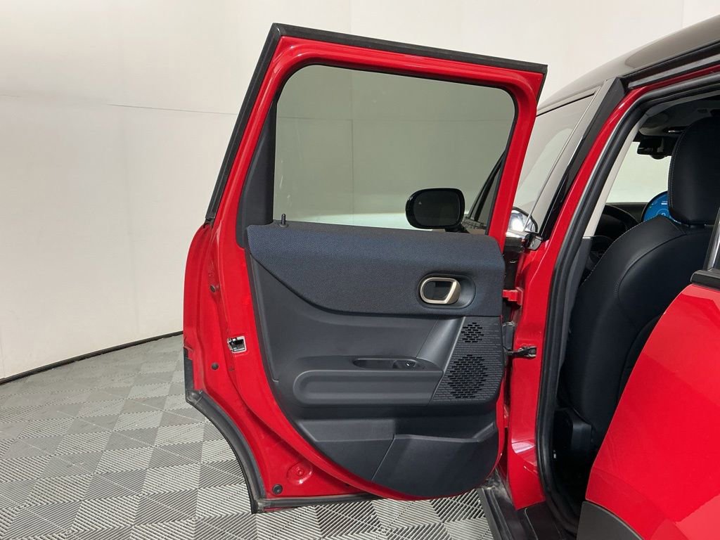 Certified 2025 MINI Cooper S FWD image 9