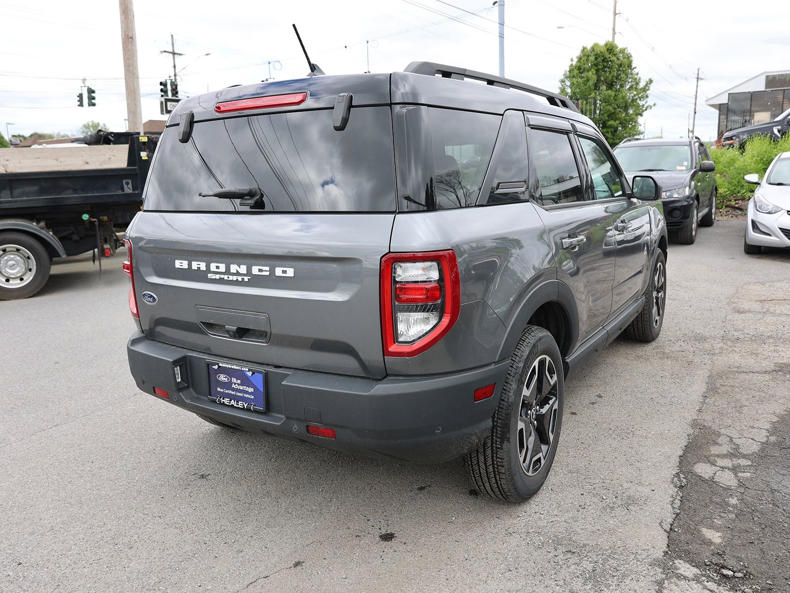 Certified 2023 Ford Bronco Sport Outer Banks w/ Tech Package AWD/4WD image 7