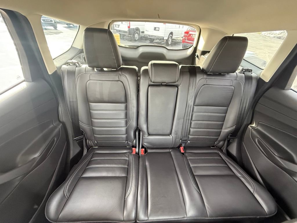 Used 2018 Ford Escape SEL image 18