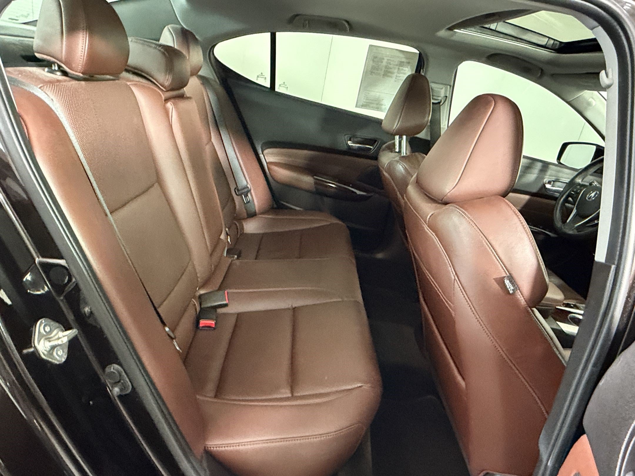 Used 2015 Acura TLX w/ Technology Package FWD image 31