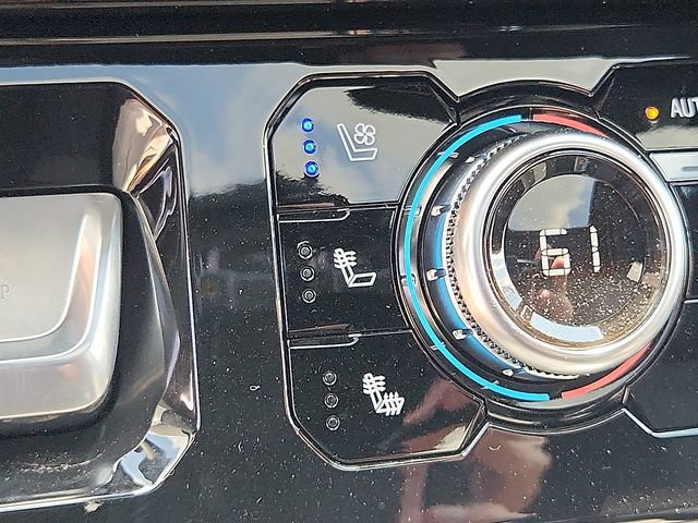 New 2026 GMC Sierra 2500 AT4 w/ AT4 Premium Plus Package AWD/4WD image 16