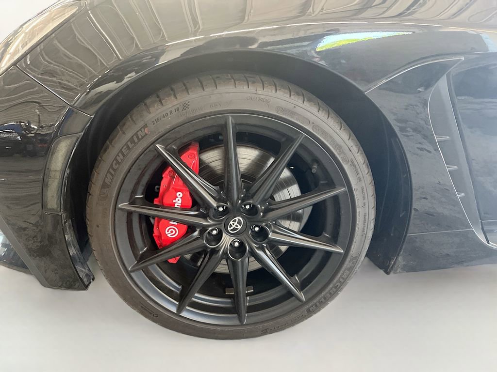 Used 2025 Toyota GR86 Premium w/ Performance Package RWD image 28