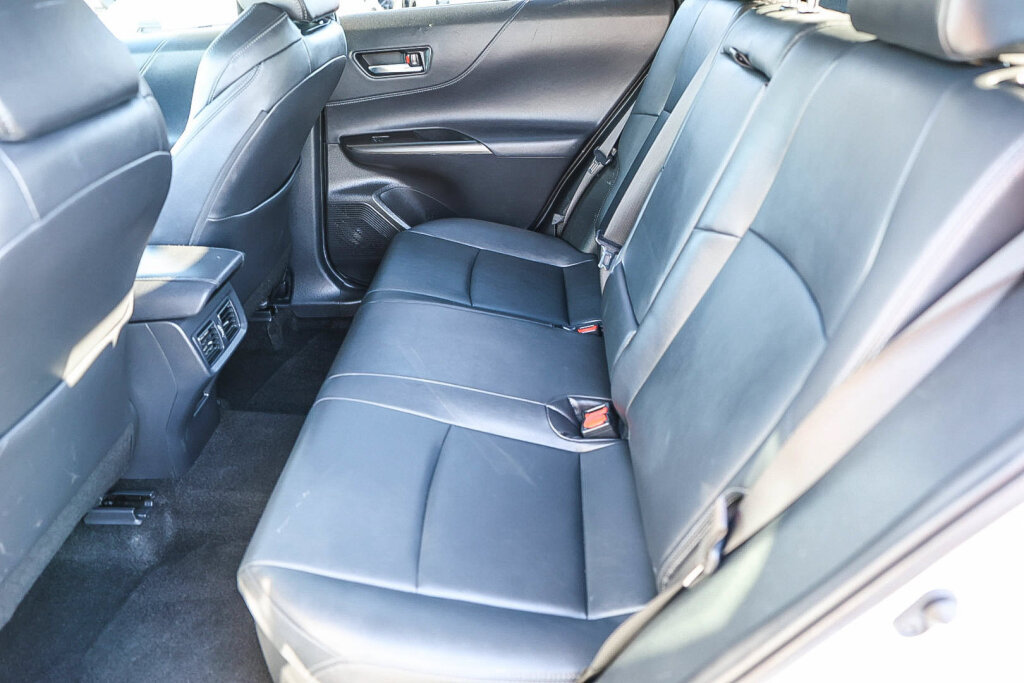 Certified 2023 Toyota Venza XLE AWD/4WD image 7