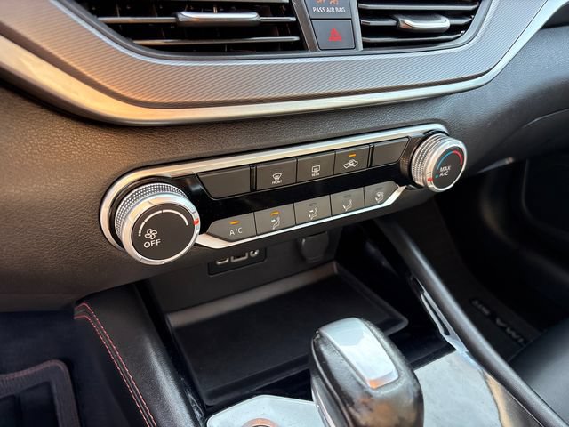 Used 2024 Nissan Altima 2.5 SR FWD image 22