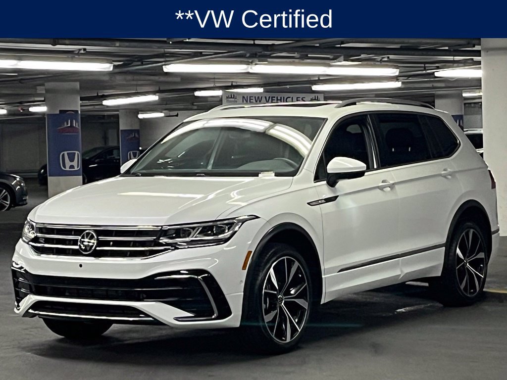 Used 2023 Volkswagen Tiguan SEL R-Line AWD/4WD image 3