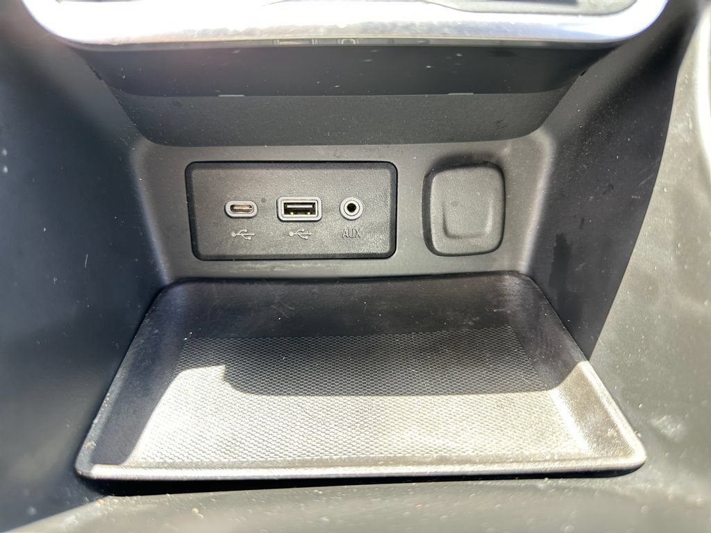 Used 2019 GMC Terrain SLE w/ Driver Convenience Package AWD/4WD image 32