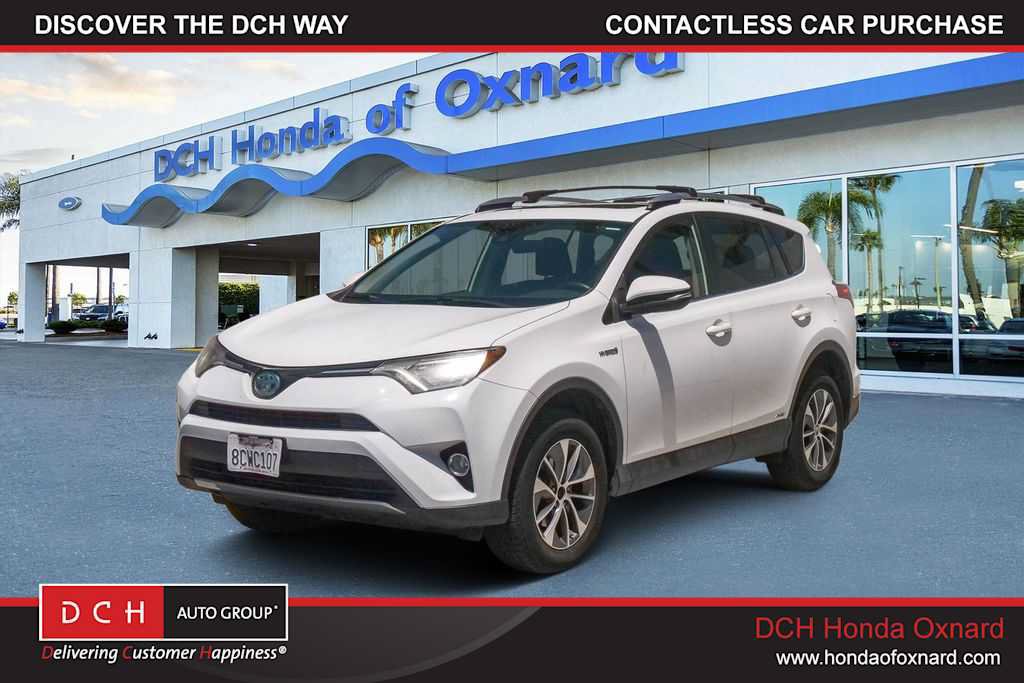Used 2018 Toyota RAV4 XLE AWD/4WD video 1