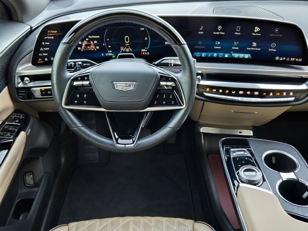 Certified 2024 Cadillac Lyriq Luxury w/ Nappa Leather Package image 14