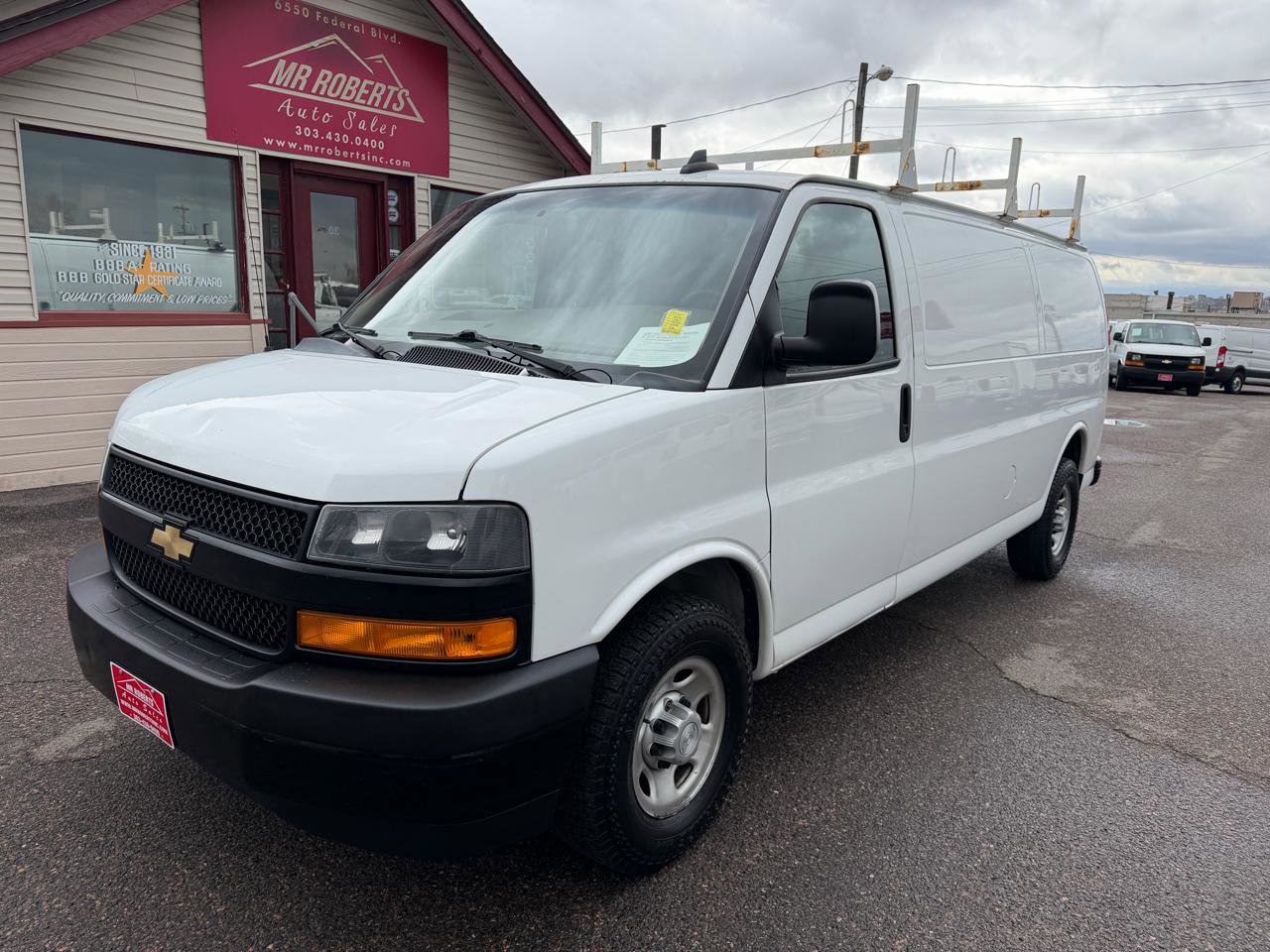 Used 2020 Chevrolet Express 2500 Extended w/ Driver Convenience Package image 4