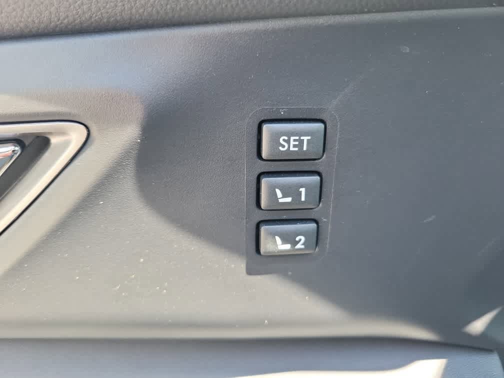 Certified 2025 Subaru Ascent Limited AWD/4WD image 25