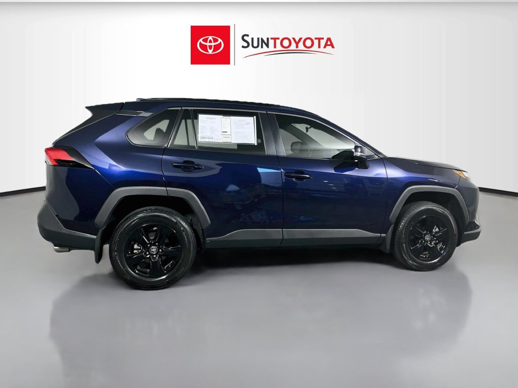 Used 2025 Toyota RAV4 XLE w/ Convenience Package FWD image 2