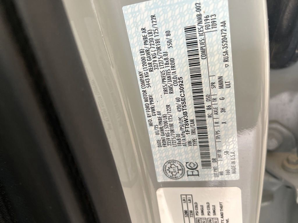 Used 2025 Ford F350 Lariat image 44