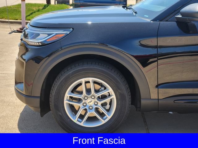 New 2026 Ford Explorer Active w/ Active Comfort Package RWD image 9