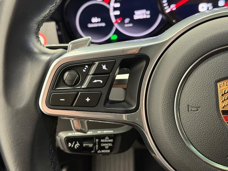 Certified 2023 Porsche Cayenne S image 19