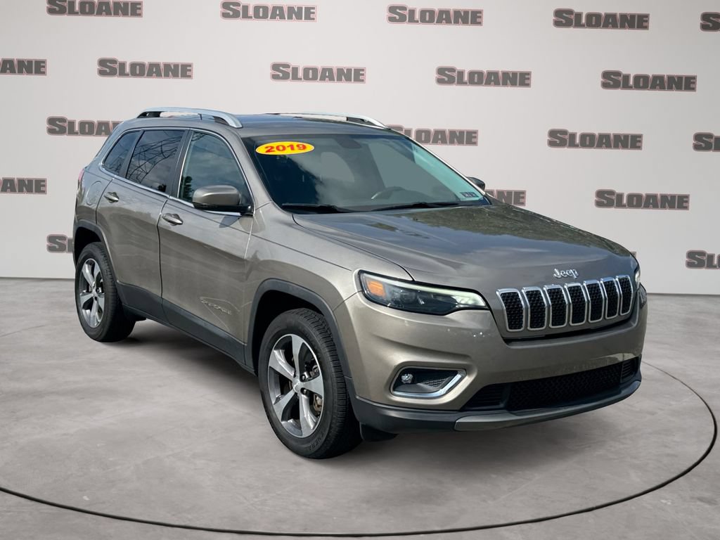 Used 2019 Jeep Cherokee Limited AWD/4WD image 7
