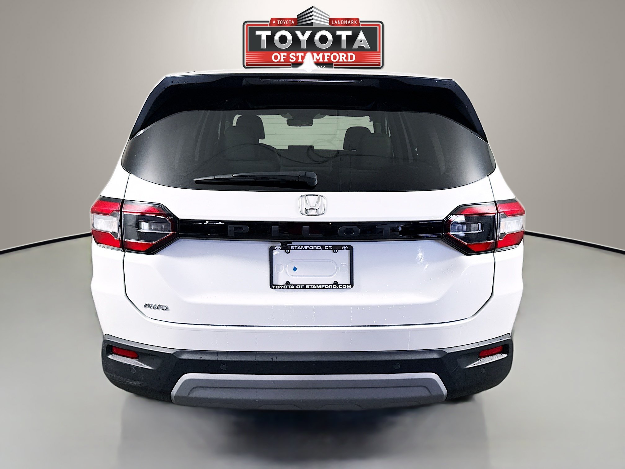 Used 2025 Honda Pilot EX-L image 6