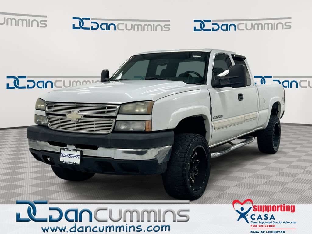 Used 2006 Chevrolet Silverado 2500 LT AWD/4WD image 1