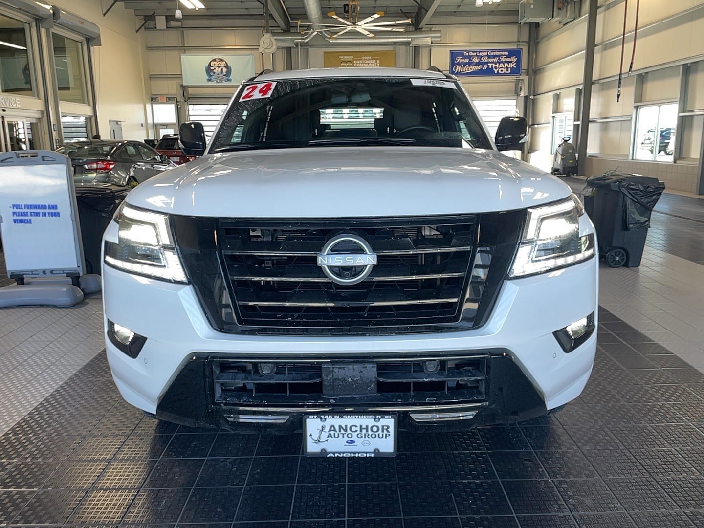Certified 2024 Nissan Armada SL w/ Midnight Edition Package image 2