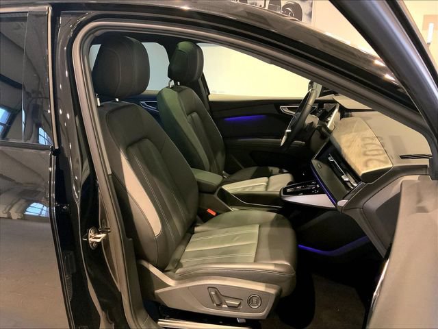Used 2023 Audi Q4 e-tron Premium Plus w/ Premium Plus AWD/4WD image 17