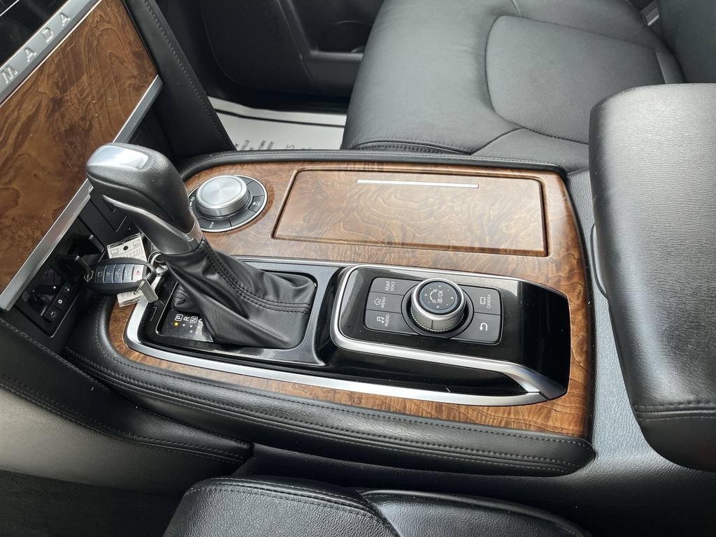 Used 2024 Nissan Armada SL w/ Captain's Chairs Package AWD/4WD image 21