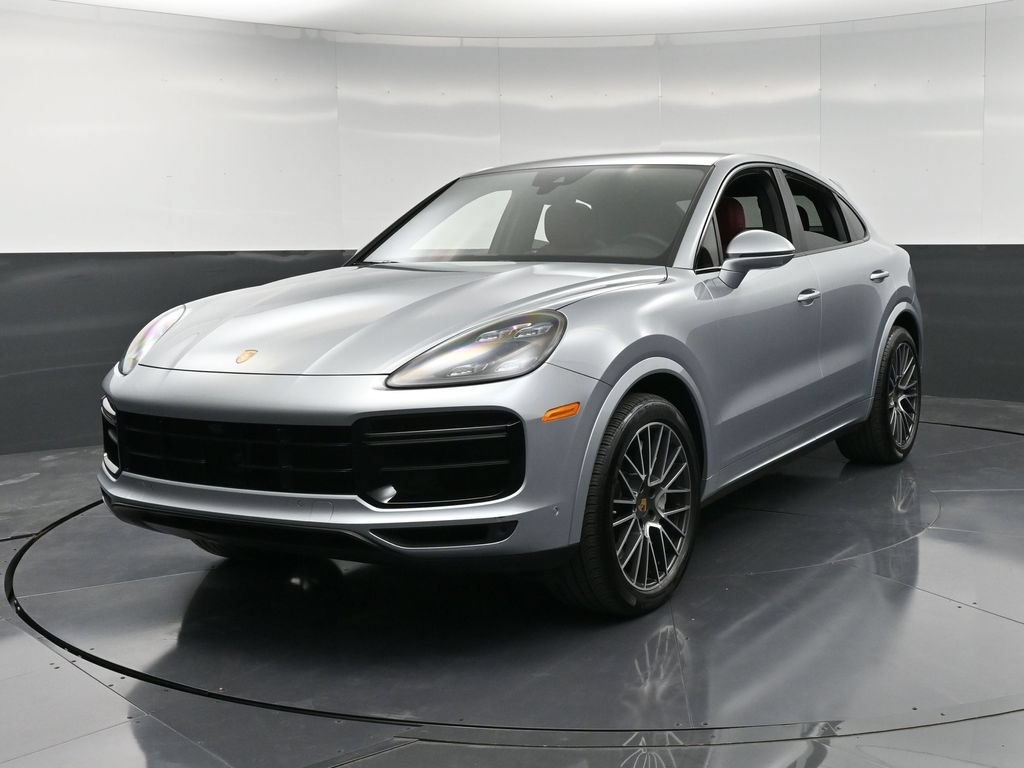 Certified 2022 Porsche Cayenne Turbo AWD/4WD image 1