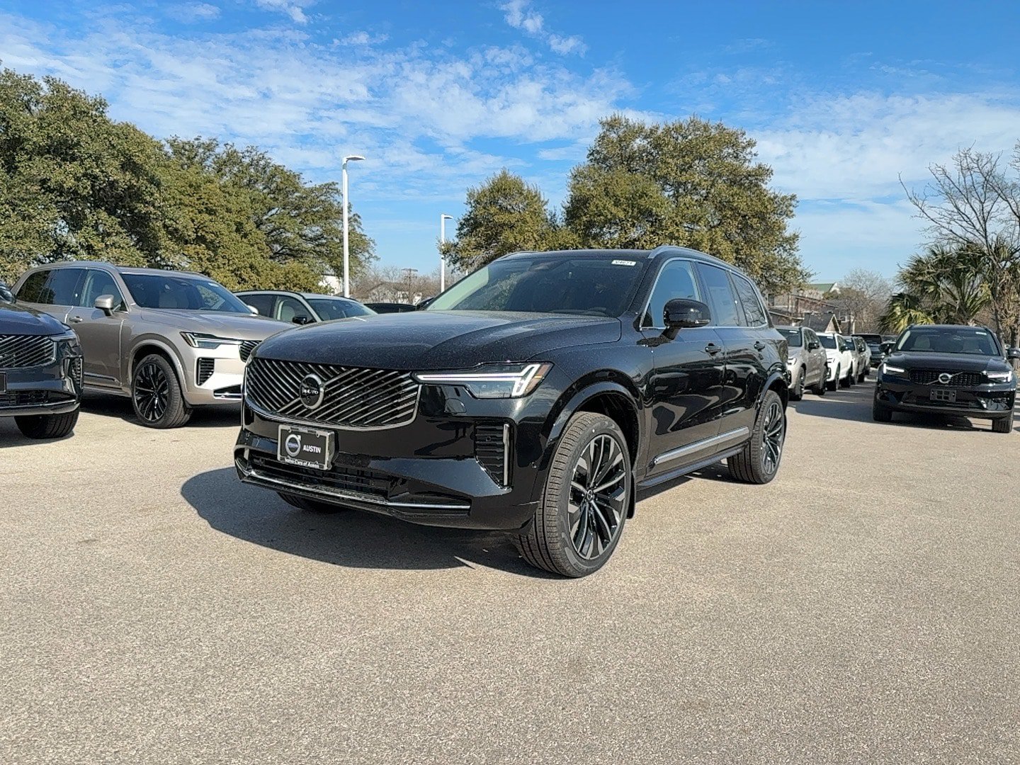 New 2026 Volvo XC90 B6 Ultra w/ Lounge Package AWD/4WD image 2