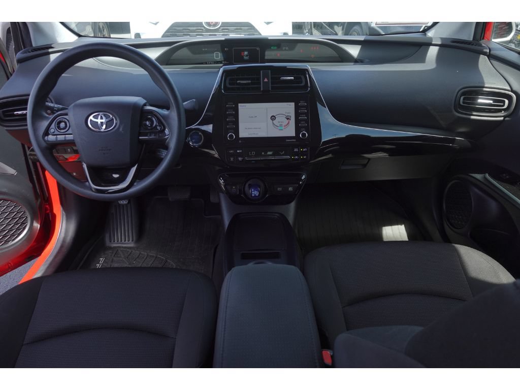 Certified 2021 Toyota Prius L Eco FWD image 21