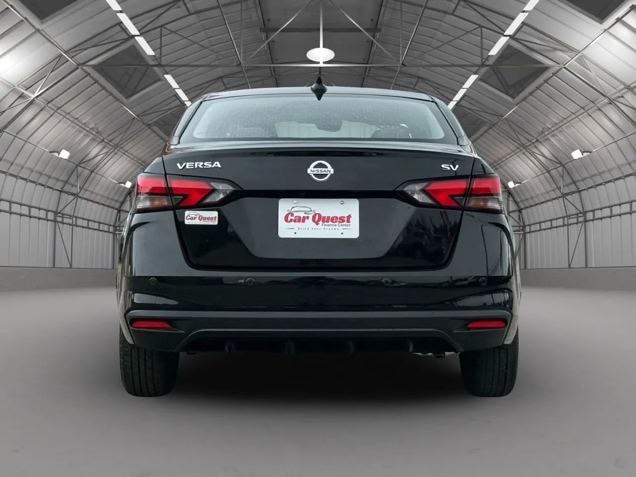 Used 2021 Nissan Versa SV image 7