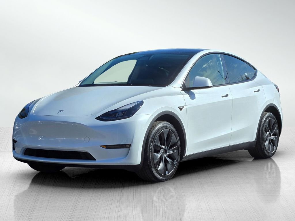 Used 2025 Tesla Model Y Long Range image 8