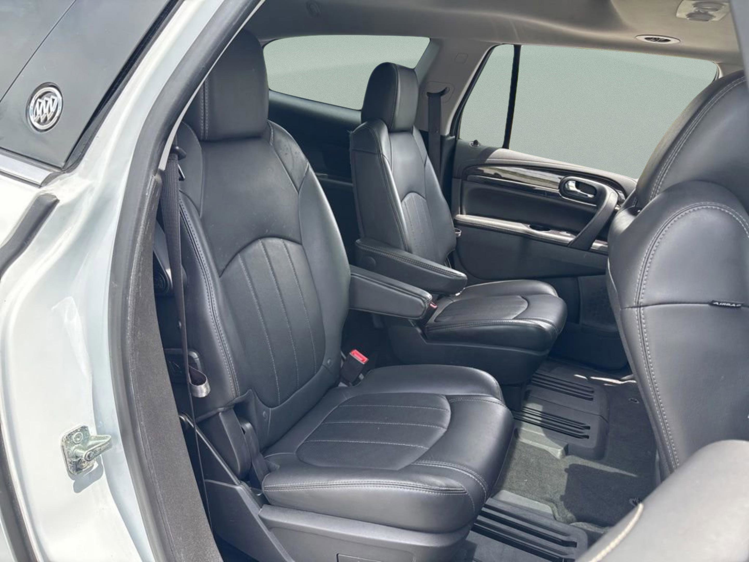 Used 2017 Buick Enclave Premium AWD/4WD image 29