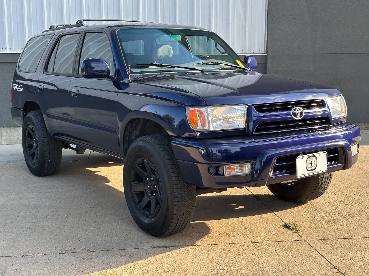 Used 2001 Toyota 4Runner SR5 w/ Upgrade Value Pkg 3 AWD/4WD image 28
