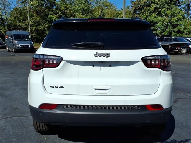 New 2026 Jeep Compass Limited image 4