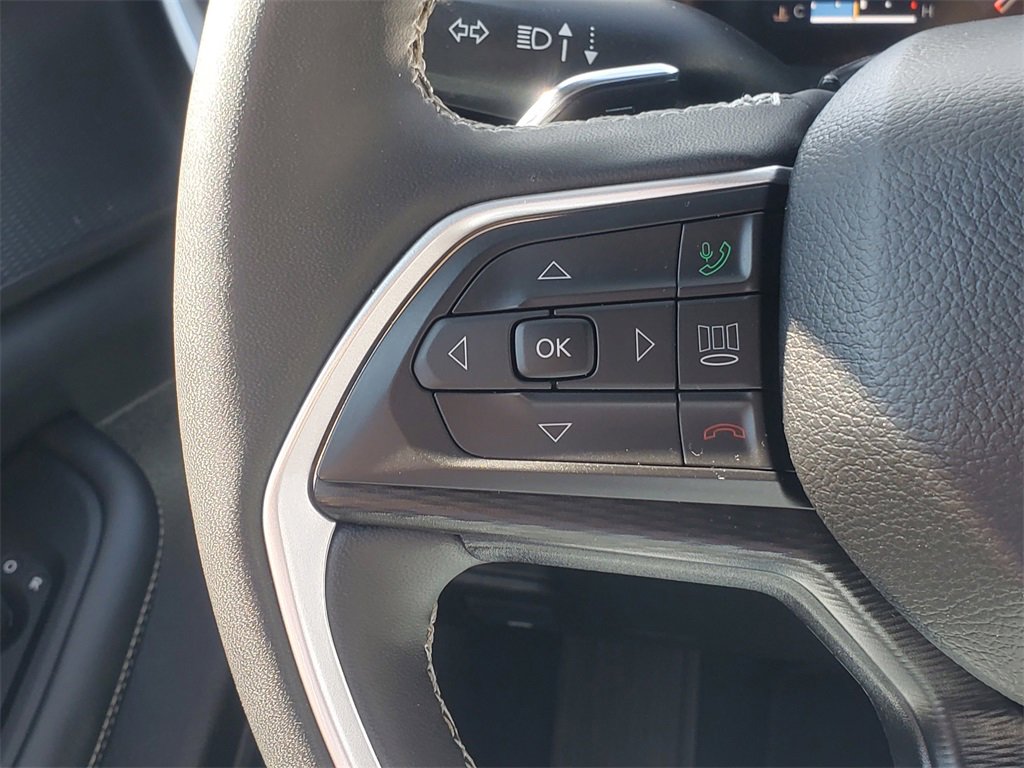 Used 2024 Jeep Grand Cherokee L Laredo image 18