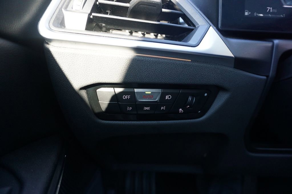 Used 2024 BMW 330i Sedan image 5