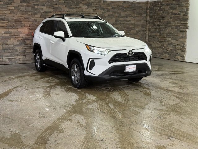Used 2025 Toyota RAV4 XLE w/ Convenience Package image 3