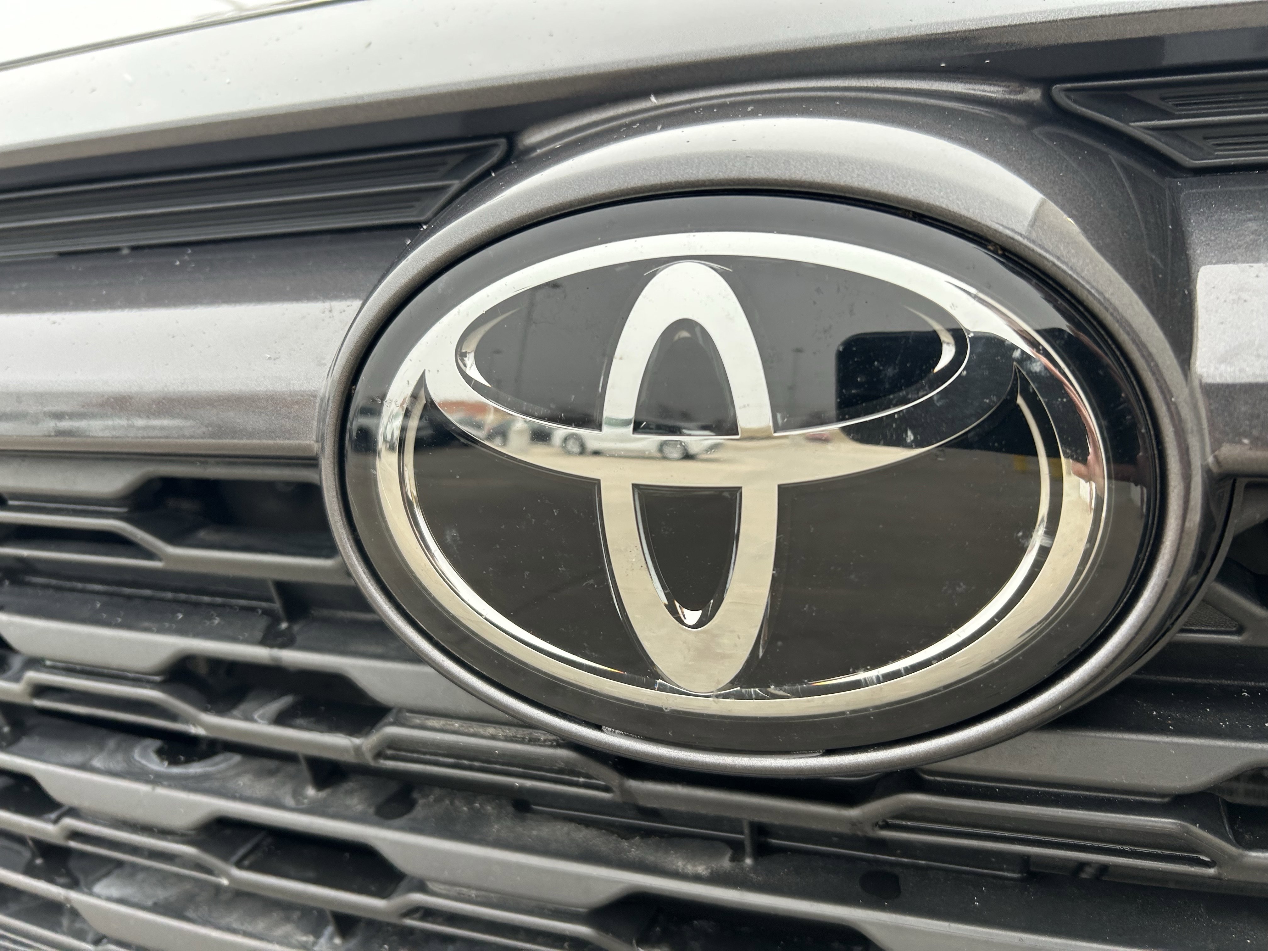 Certified 2023 Toyota RAV4 XLE Premium image 8