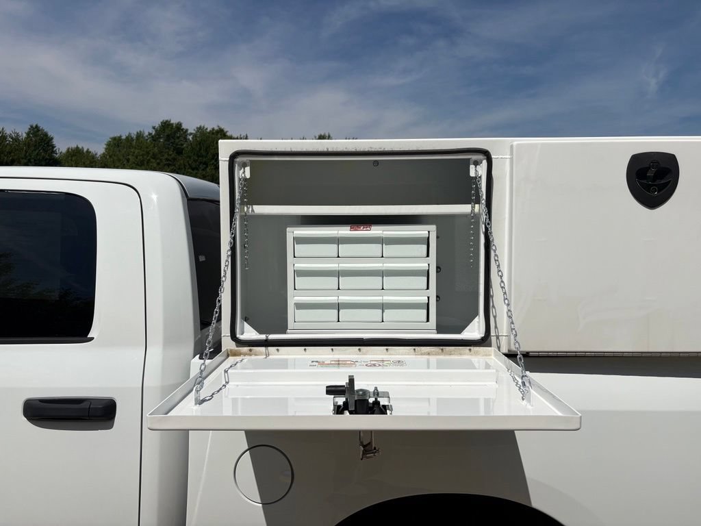 Used 2022 RAM 1500 Tradesman w/ Electronics Group AWD/4WD image 3