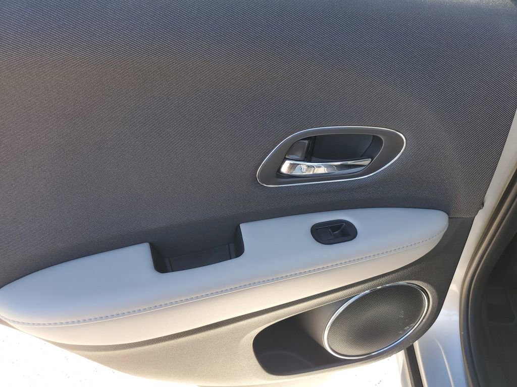 Used 2019 Honda HR-V EX image 18